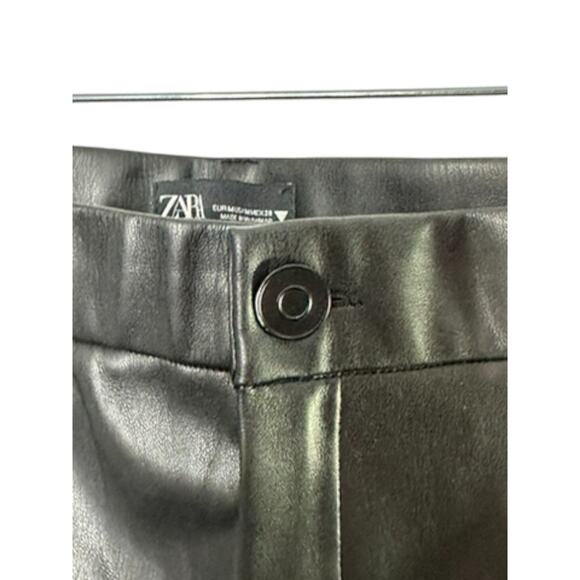 Zara Black Faux Leather High Waisted Pants with Zip Hem Women's Sz Medium - Picture 8 of 9